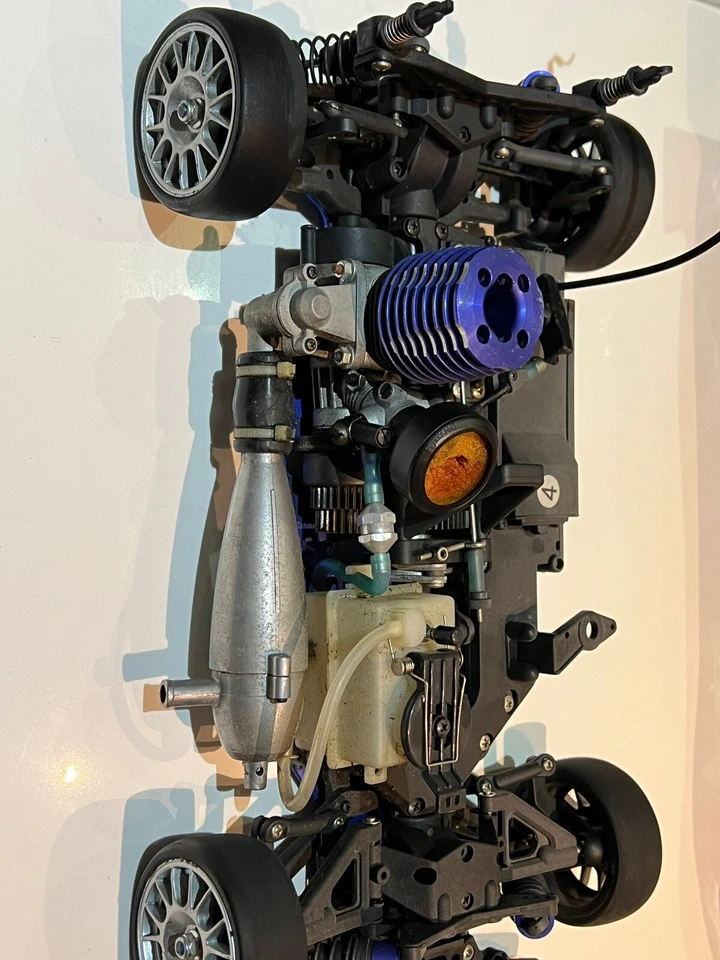 Kyosho FW-05 *Needs Service* - Image 2 of 4