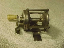RARE Antique Fishing Reel HENDRYX # 60