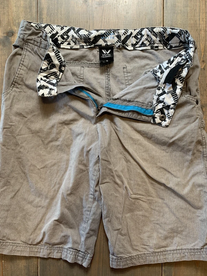 Pantalones Cortos Shaun Blanco Niño Juvenil Monopatín Caqui Bermudas Ajustables Talla de cintura: 16 Foto 3 de 4