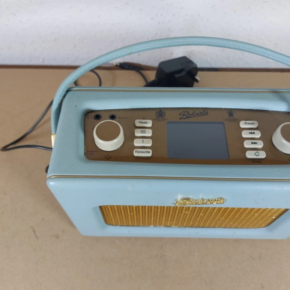 Roberts Revival RD70 Retro tragbares DAB Radio mit Bluetooth getestet funktioniert  - Bild 2 von 4