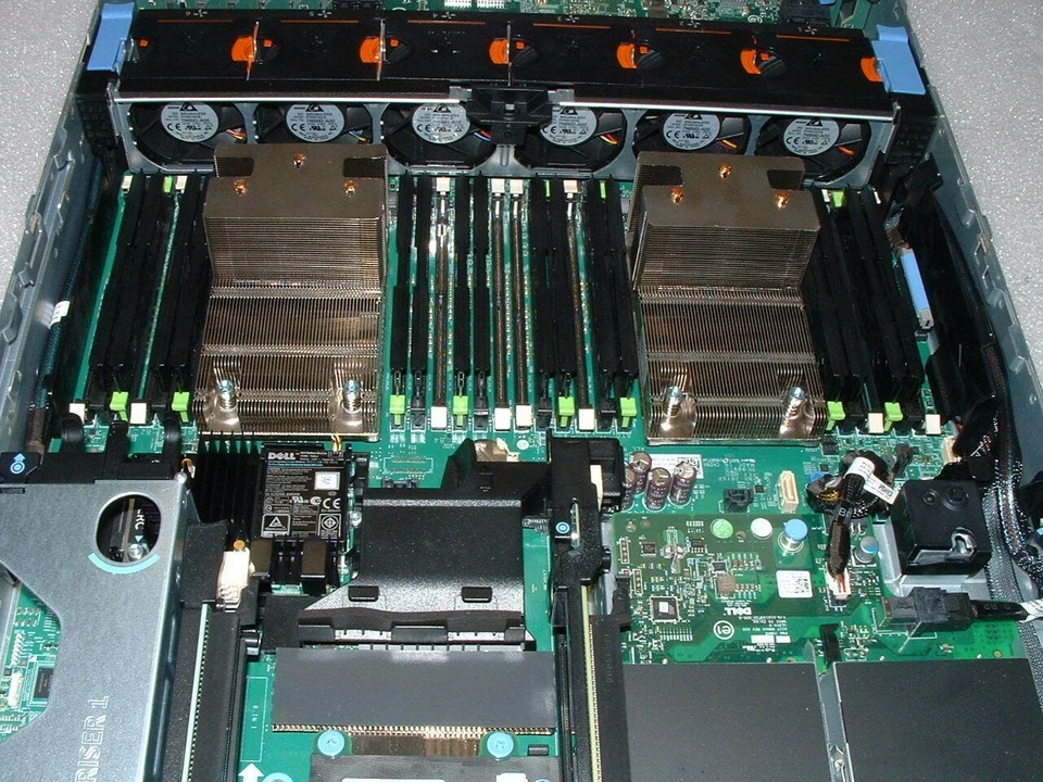 Dell Poweredge R730xd 8LFF + 2SFF 18x 1.8" | 2x E5-2695 v3  2.3ghz | 64gb | H730 - Image 3 of 4