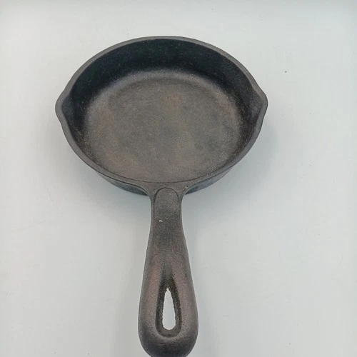 Vintage Wagner’s 1891 Original Cast Iron Skillet Pan 6 1/2 Inches Made In USA