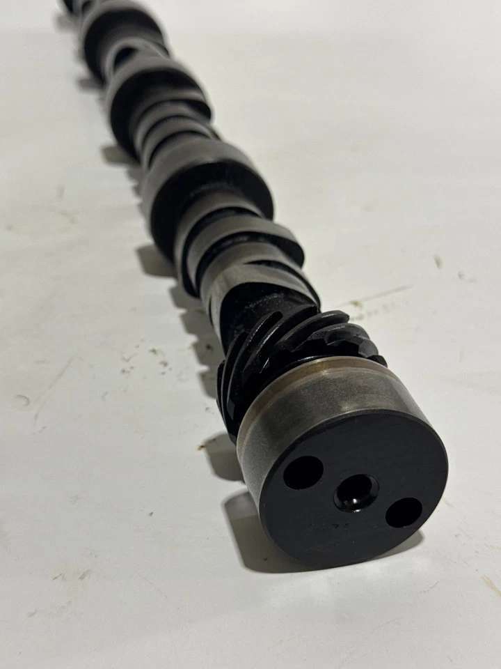 1990 GMC / CHEVY C / K 1500 2500 350 5.7L V8 CAMSHAFT W/ FUEL PUMP LOBE USED OEM - Image 4 of 4