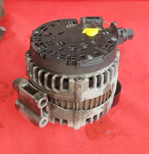 BMW E87 E81 E90 E91 E92  Lichtmaschine 7550469  0121715017