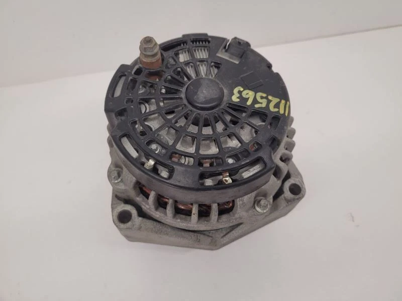 Alternador Cadillac Escalade 2007-14 6,2 L 160 amperios Opt KW1 Foto 2 de 4