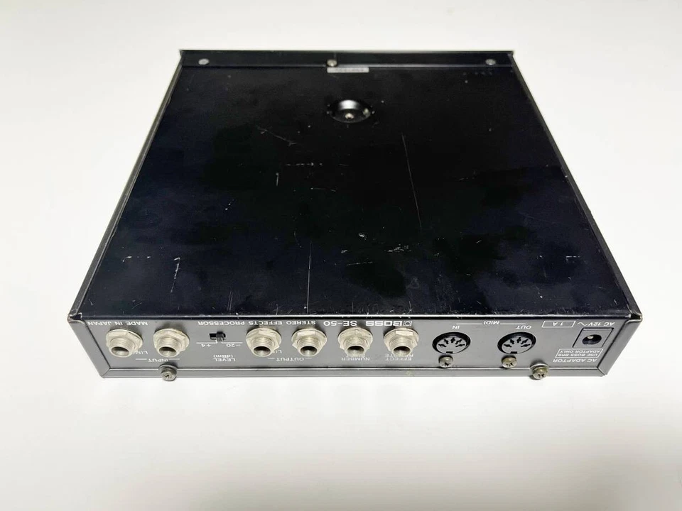 Vintage BOSS SE-50 Multi-Effects Processor Vocoder Unit Japan Tested Works Well - Image 3 of 3
