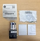 ALLEN-BRADLEY 800T-QAH2B BLUE 30MM ILLUM. LED PUSHBUTTON W/ GUARD *NEW IN BOX*