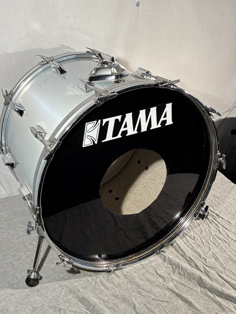 Vintage 1983 Tama Imperialstar 16” X 22” Bass Drum-METALIC WHITE