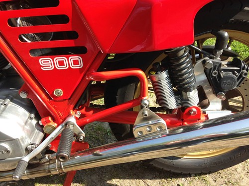 Ducati 900 Bevel, Hailwood, MHR, 1984, electric start - Picture 9 of 12