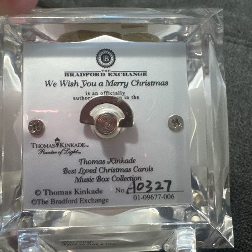 Thomas Kinkade DECK THE HALLS Music Box Collection Best Loved WE WISH YOU A MERR - Picture 3 of 5