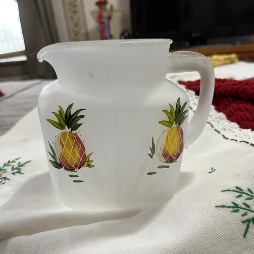 Vintage Federal Glass Pitcher Pineapple Frosted Juice 5 3/4" Tall 4 Cup Precious