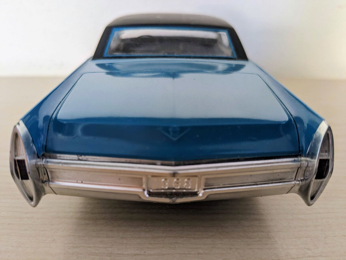 L@@K! RARE 1968 CADILLAC DE VILLE PROMO MODEL CAR *BRILLIANT L@@K! RARE 1968 CADILLAC DE VILLE PROMO MODEL CAR *BRILLIANT