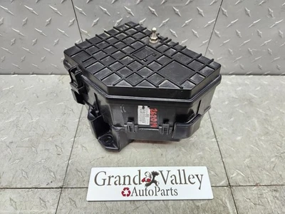 2011-2015 Cadillac CTS-V Coupe Engine Fuse Box Automatic Used OEM 20860986 - Bild 1 von 4