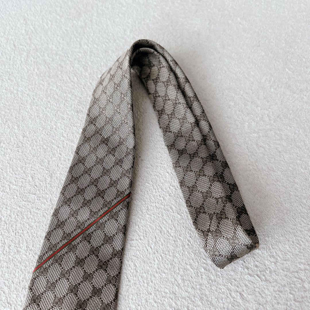 Excellent condition GUCCI GG pattern bee Shelley … - image 5