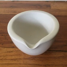 Coors Lab or Kitchen 4.5" OD 3.5" ID Mortar 60319 Nice no Chips