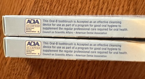 Pair Of Vintage 1996 Oral B Indicator 35 Soft Straight Toothbrush NOS In Package - Picture 7 of 10