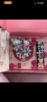 Hello Kitty Custom Feuerzeug und Grinder