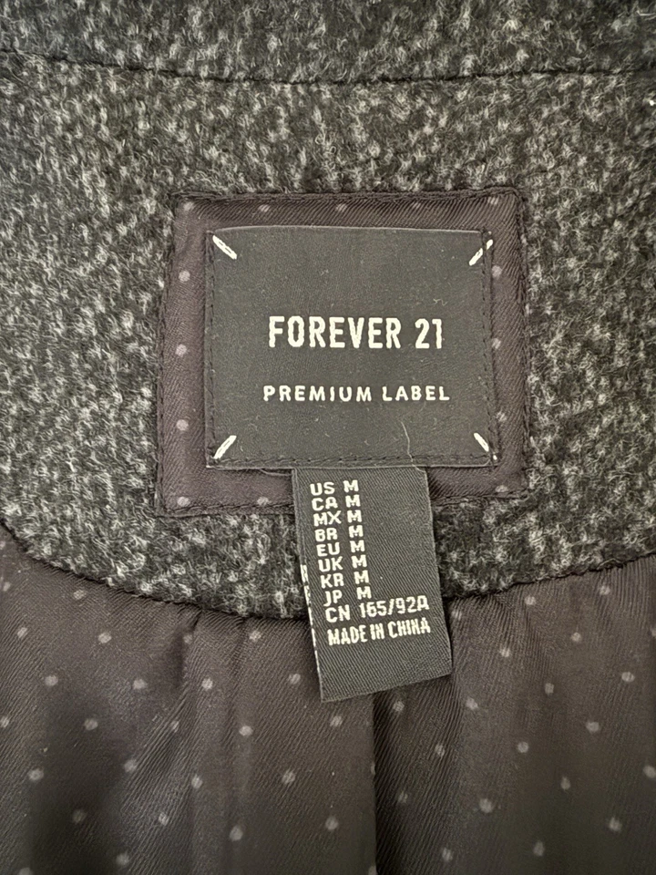 Blazer para mujer Forever 21 Premium Label talla M negro Foto 2 de 4