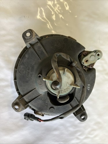 Subaru Impreza GC8 Damaged Glass Right Hand Fog Lamp From Version 1-4 84501FA000 - Picture 4 of 8