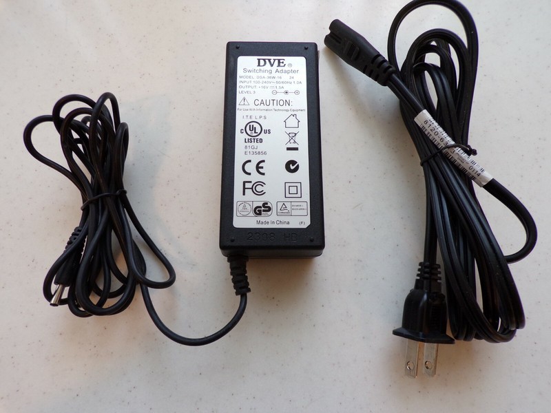 Power Supply OEM DVE Switching 12V 2.5A AC/DC Adapter DSA-36W-12 30 With Cord