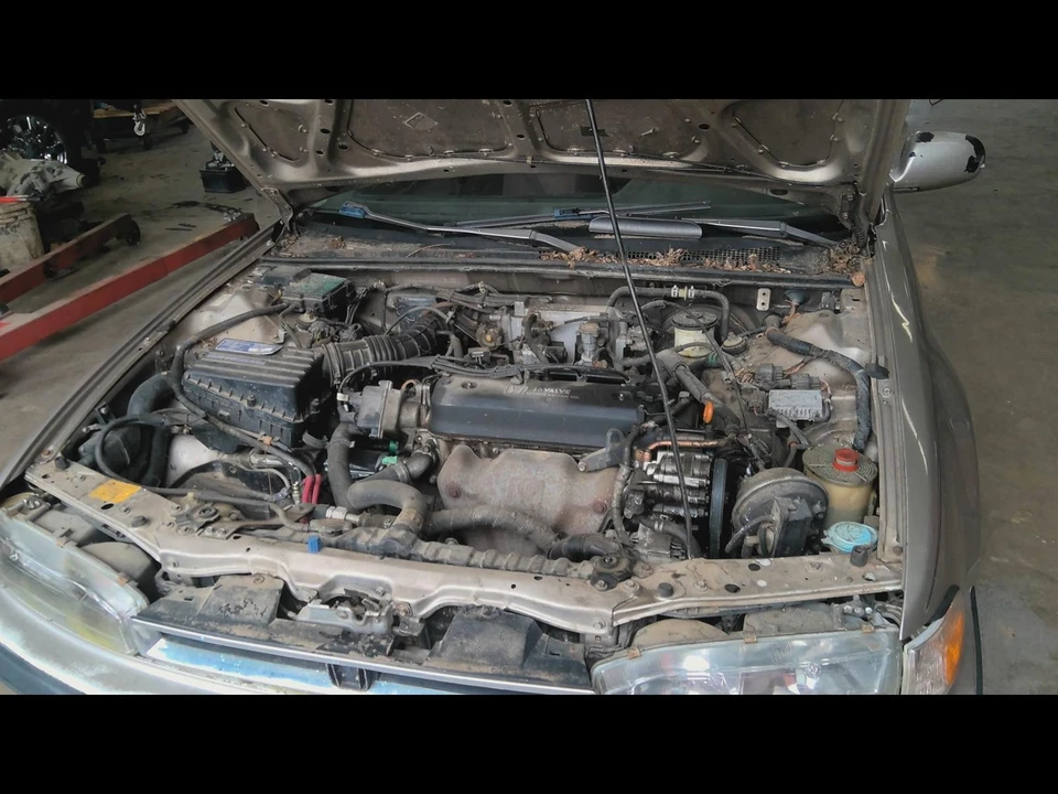 Cilindro maestro de freno usado se adapta a: Honda Accord 1991 grado A Foto 4 de 4