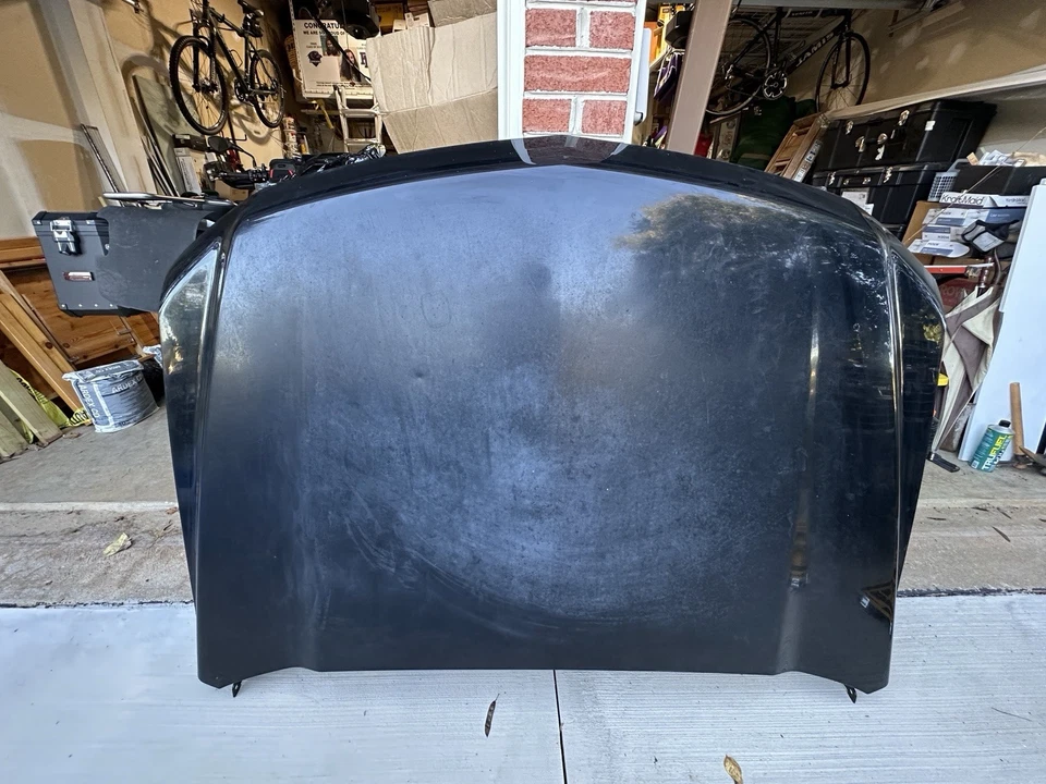 Chevy Tahoe 2015-2020 capó OEM Foto 2 de 4