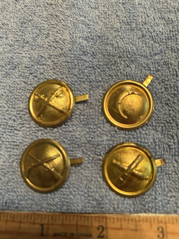(4) ORIG. IND. WAR M1881 DRESS HELMET SIDE BUTTONS (4) INF. ART. CAV. SUPPLY