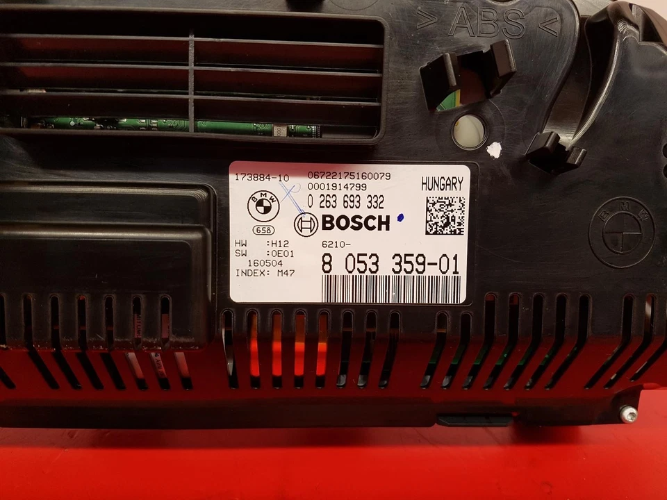 BMW Serie 6 Gran Cupé M6 2016 4,4 L gasolina automático velocímetro cuadro de instrumentos Foto 2 de 4