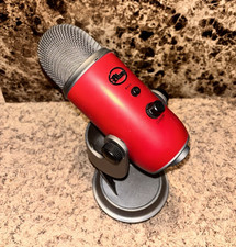 Blue Yeti USB Condenser Microphone Red