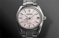 New Grand Seiko Heritage SBGA443 Shunbun Spring Drive 72Hour 40mm Titanium Watch 4