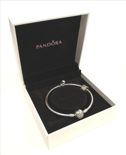 Pandora Ltd Edition Bangle YOU MELT MY HEART + 2 Charms Sterling Silver Boxed - Picture 2 of 12