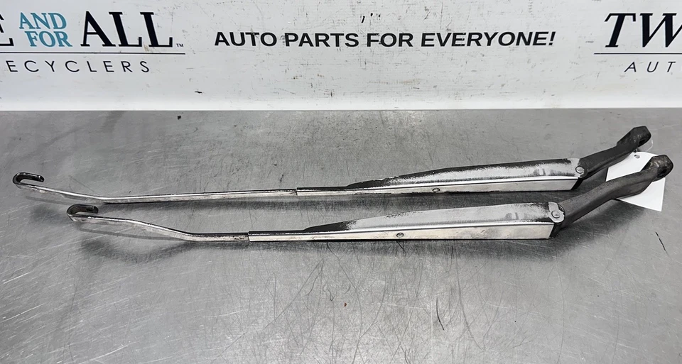 1994-2001 ACURA INTEGRA FRONT WINDSHIELD WIPER ARMS SET PAIR OEM - Image 3 of 4