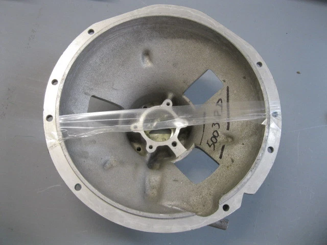 Carcasa campana embrague Ferrari 275 GTB4 # 500318 Foto 3 de 3
