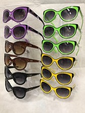 WY008 Women Cat Eye Sunglasses With Bright Color Wholesale 12 pair
