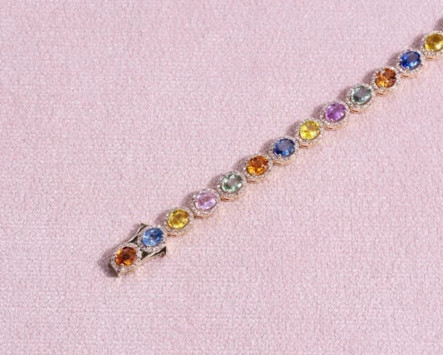 Brazalete tenis multi zafiro ovalado de 15 quilates creado en laboratorio 8" enchapado en oro rosa de 14 quilates Foto 3 de 4