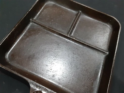 Wagner Ware Sidney  O - 1101B Bacon  Egg Breakfast Skillet Cast Iron     *  42n6