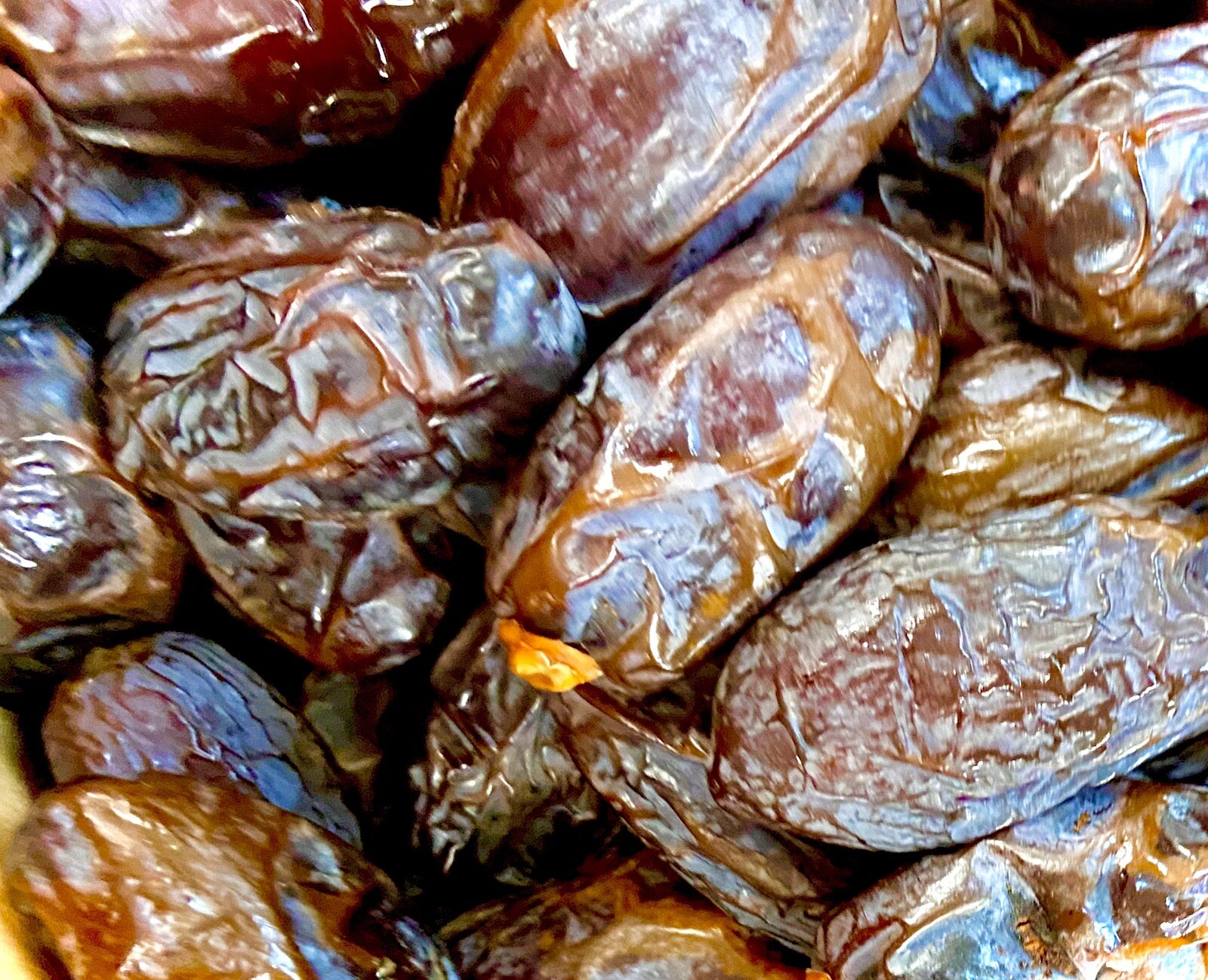 Jumbo Medjoul Dates Fresh 11 oz to 30 lbs.Resealable Bag by Agro Sun