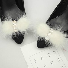 2 X Nerz Pelz Pom Schuhe Klemme Schnalle Pelzig Flauschig Strass Ornament Dekor