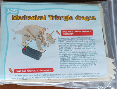 TRICERATOPS ROBOT - Moving Scientific STEM Wooden DIY Toy Kit Electric NEW
