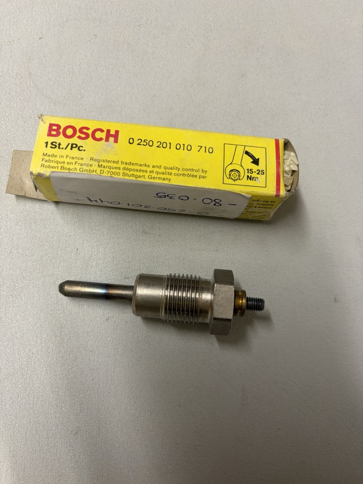 NEW Mercedes OEM Bosch Glow Plug 0250201044