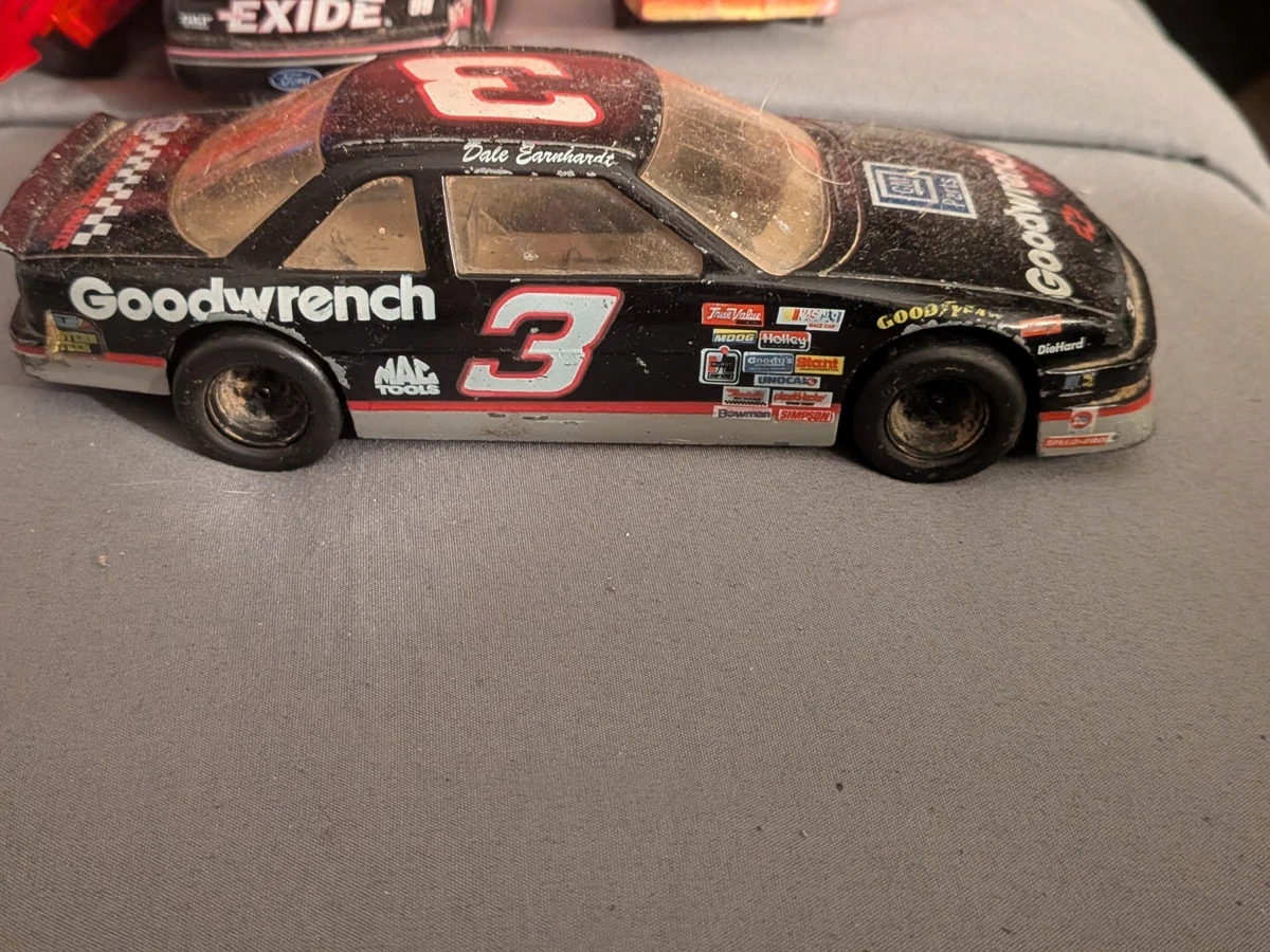 Racing Champions Dale Earnhardt 1:24 Diecast Racing Cars for sale