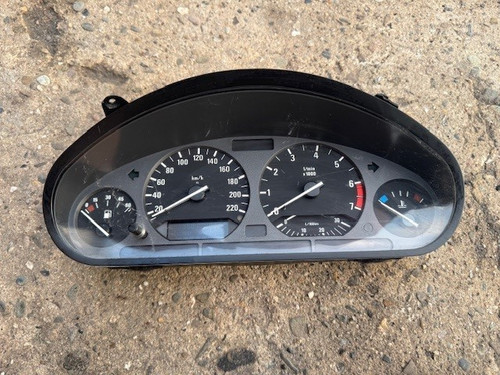 BMW E36 M40 M43 4-Zylinder Tacho Kombiinstrument 62 11 8 363 748