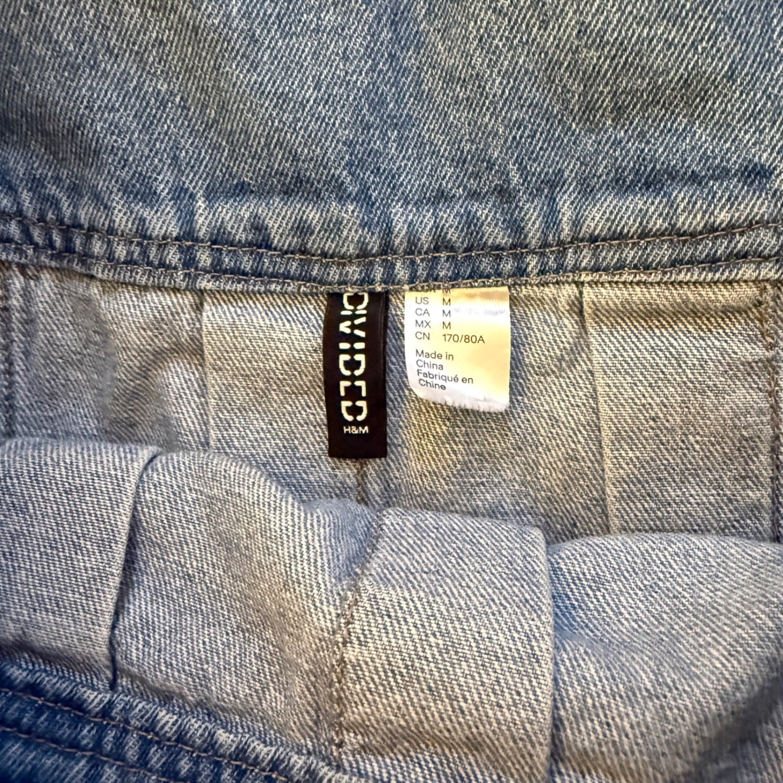 Divided H&M Denim Pleated Mini Skirt Light Wash Womens Size M image 4