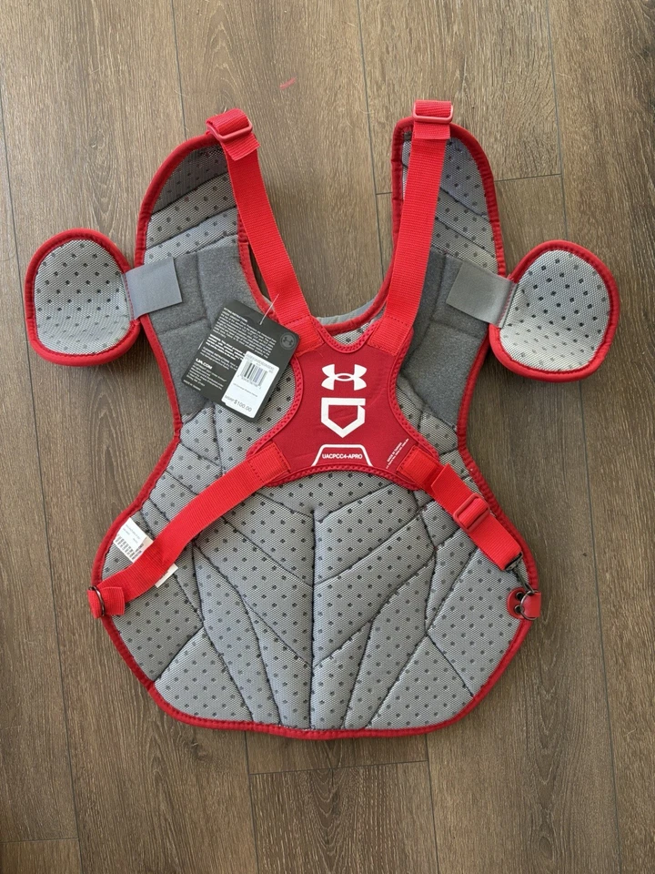 全新 Under Armour 成人 棒球捕手 胸部保护 红色/银色 — 第 2/4 张图片