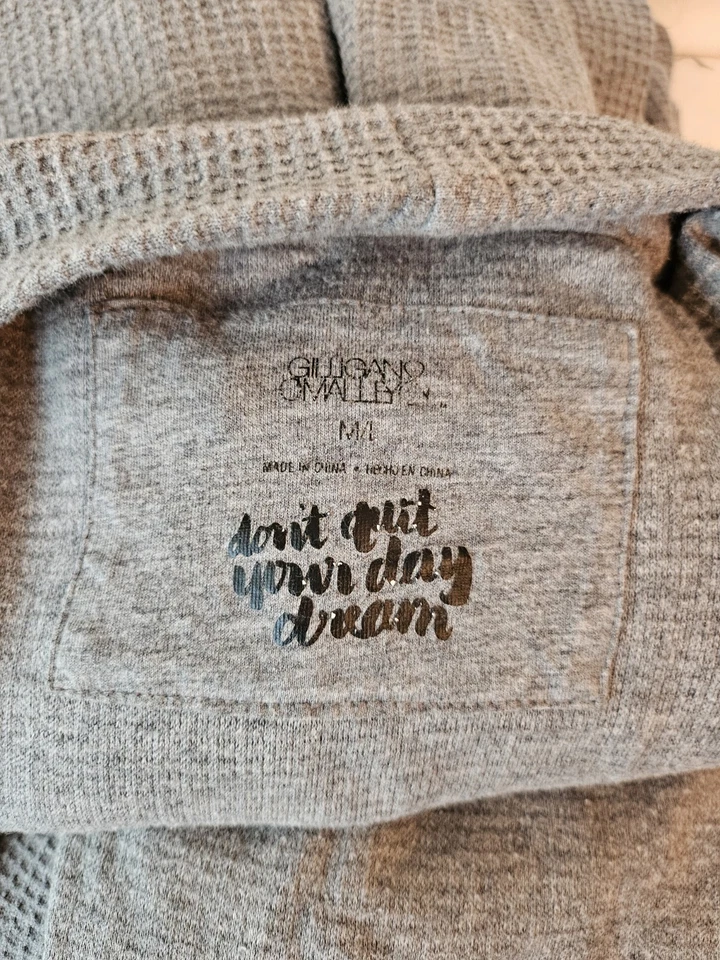 Albornoz Gillian & O'Malley (objetivo); talla M, textura gofre gris Foto 2 de 2