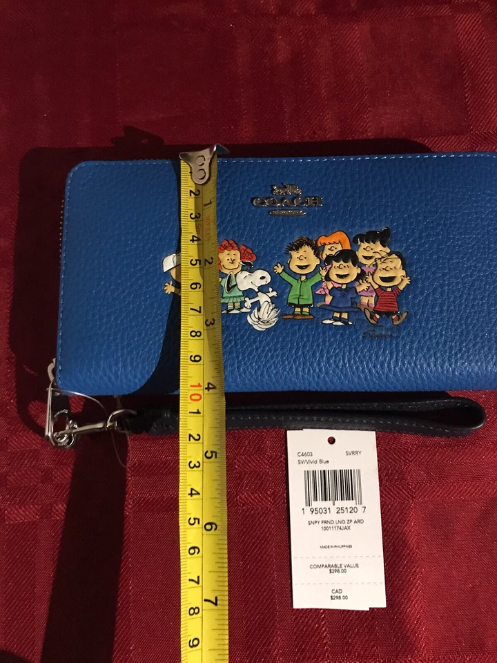 Cartera Coach X Peanuts Larga Cremallera Alrededor Con Snoopy And Friends C4603 Nueva Con Etiquetas Foto 4 de 4