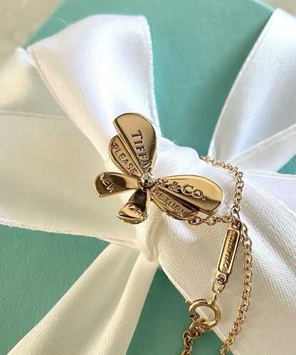 TIFFANY & CO. Return to Tiffany Love Bugs Butterfly bracelet - 18k Gold & Silver - Picture 8 of 11