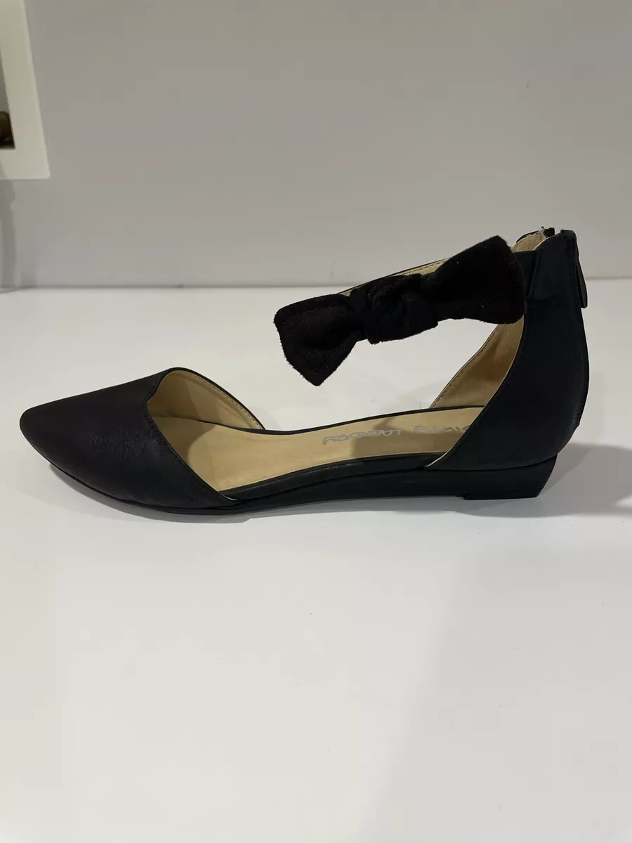 Black pointed toe outlet flats with ankle strap