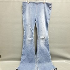 We The Free Blue Denim Mid Rise Pull On Flare Jeans Pants Women's Sz 30