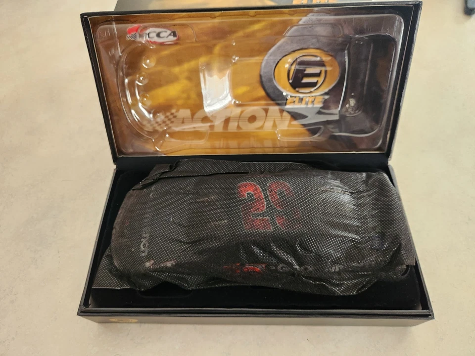 Kevin Harvick #29 GM Goodwrench 2003 Monte Carlo Elite 1of2500 новый. - Изображение 2 из 2